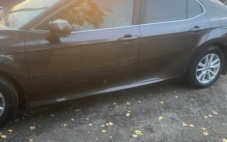 Toyota Camry, 2018 год, 2 590 000 рублей, 15 фотография