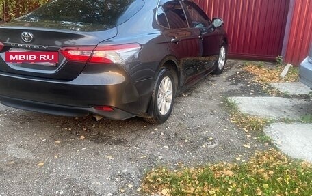 Toyota Camry, 2018 год, 2 590 000 рублей, 13 фотография