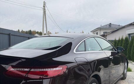 Mercedes-Benz E-Класс, 2019 год, 4 000 000 рублей, 11 фотография