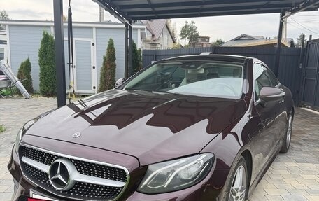 Mercedes-Benz E-Класс, 2019 год, 4 000 000 рублей, 5 фотография