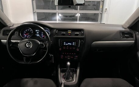 Volkswagen Jetta VI, 2016 год, 1 420 000 рублей, 9 фотография