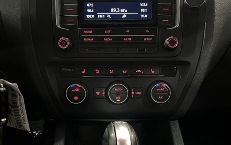 Volkswagen Jetta VI, 2016 год, 1 420 000 рублей, 15 фотография