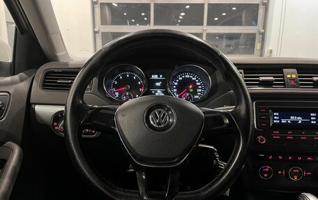 Volkswagen Jetta VI, 2016 год, 1 420 000 рублей, 10 фотография