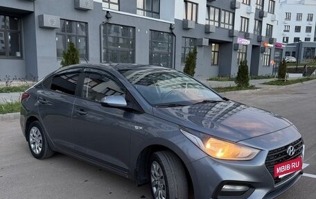Hyundai Solaris II рестайлинг, 2017 год, 1 055 000 рублей, 7 фотография