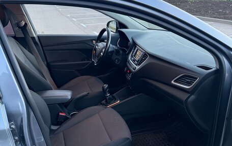 Hyundai Solaris II рестайлинг, 2017 год, 1 055 000 рублей, 19 фотография