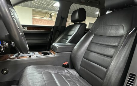 Volkswagen Touareg III, 2010 год, 1 215 000 рублей, 11 фотография