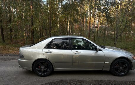 Toyota Altezza, 2001 год, 730 000 рублей, 6 фотография