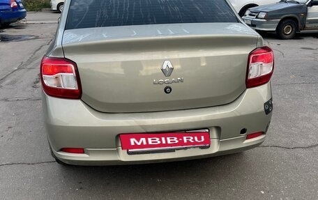 Renault Logan II, 2016 год, 800 000 рублей, 3 фотография