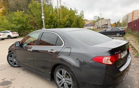 Honda Accord VIII рестайлинг, 2011 год, 1 000 000 рублей, 4 фотография