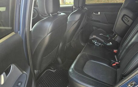 KIA Sportage III, 2011 год, 150 000 рублей, 6 фотография