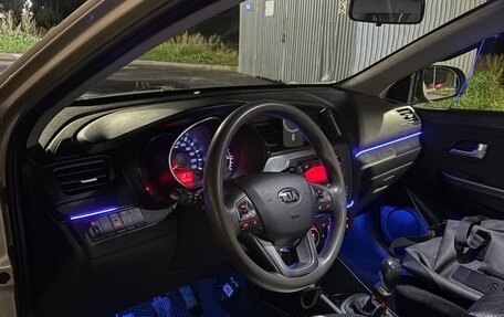 KIA Rio III рестайлинг, 2013 год, 780 000 рублей, 7 фотография