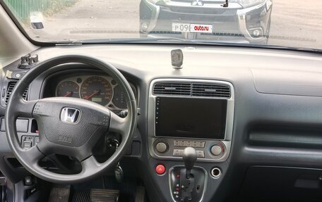 Honda Stream I рестайлинг, 2001 год, 700 000 рублей, 4 фотография