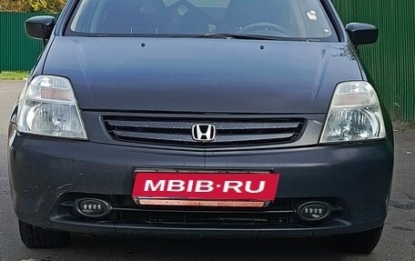 Honda Stream I рестайлинг, 2001 год, 700 000 рублей, 1 фотография