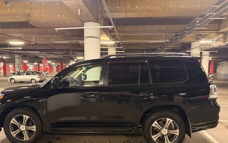 Toyota Land Cruiser 200, 2009 год, 2 550 000 рублей, 10 фотография
