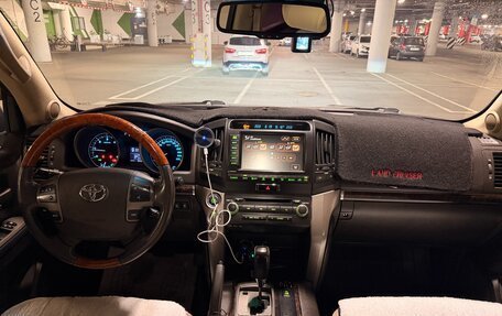 Toyota Land Cruiser 200, 2009 год, 2 550 000 рублей, 15 фотография