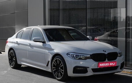 BMW 5 серия, 2018 год, 3 598 000 рублей, 3 фотография