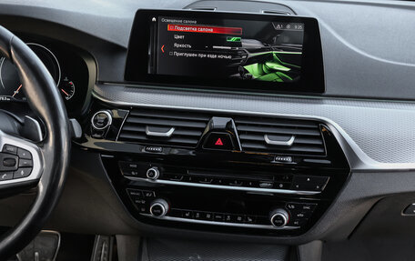 BMW 5 серия, 2018 год, 3 598 000 рублей, 13 фотография