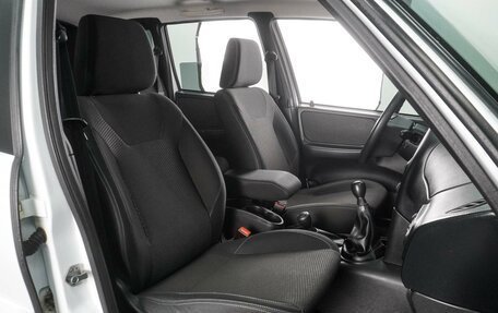 Chevrolet Niva I рестайлинг, 2018 год, 899 000 рублей, 8 фотография