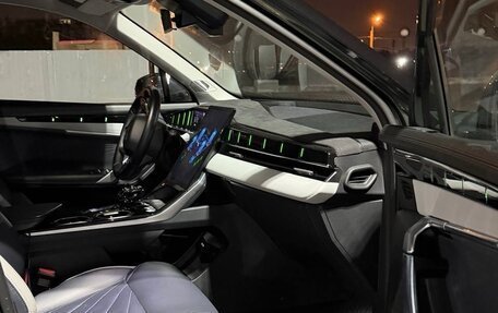 Geely Atlas, 2024 год, 3 400 000 рублей, 5 фотография