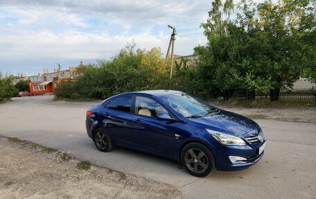 Hyundai Solaris II рестайлинг, 2015 год, 1 150 000 рублей, 5 фотография