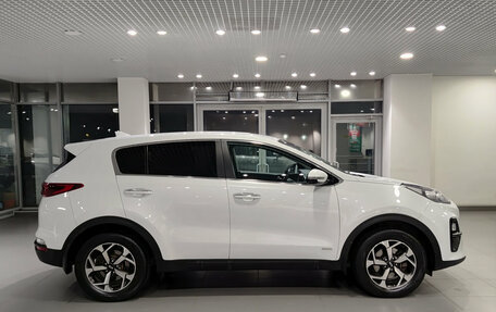 KIA Sportage IV рестайлинг, 2019 год, 2 145 000 рублей, 8 фотография