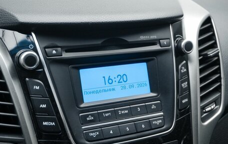 Hyundai i30 II рестайлинг, 2012 год, 900 000 рублей, 15 фотография