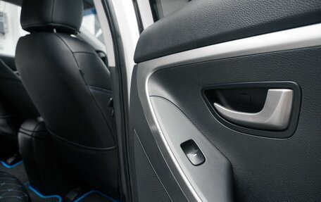 Hyundai i30 II рестайлинг, 2012 год, 900 000 рублей, 21 фотография