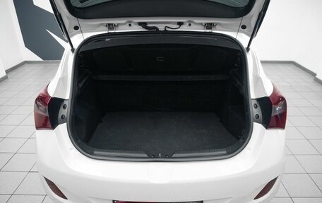 Hyundai i30 II рестайлинг, 2012 год, 900 000 рублей, 22 фотография