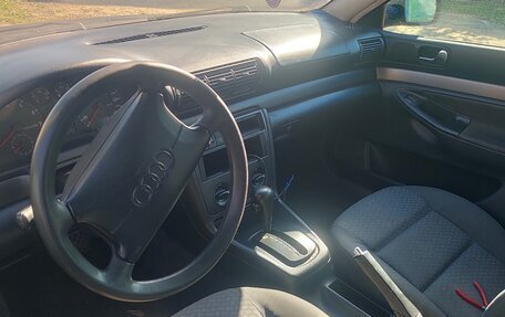 Audi A4, 1995 год, 250 000 рублей, 6 фотография