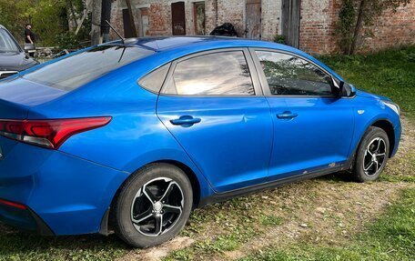 Hyundai Solaris II рестайлинг, 2017 год, 840 000 рублей, 10 фотография
