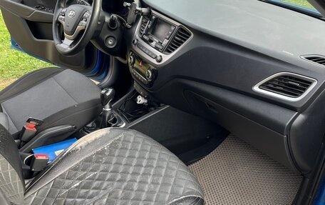 Hyundai Solaris II рестайлинг, 2017 год, 840 000 рублей, 15 фотография