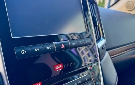 Toyota Land Cruiser 200, 2018 год, 4 700 000 рублей, 8 фотография