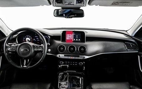 KIA Stinger I, 2019 год, 2 099 000 рублей, 18 фотография