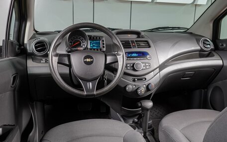Chevrolet Spark III, 2012 год, 899 000 рублей, 6 фотография