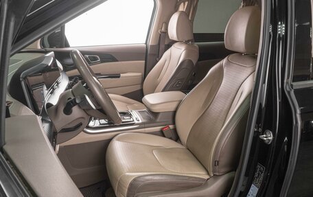 KIA Carnival, 2021 год, 4 499 000 рублей, 10 фотография
