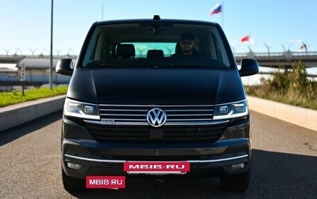 Volkswagen Caravelle T6 рестайлинг, 2020 год, 4 150 000 рублей, 2 фотография