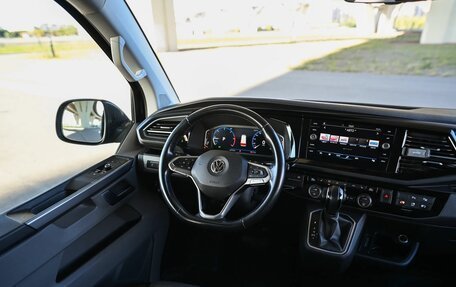 Volkswagen Caravelle T6 рестайлинг, 2020 год, 4 150 000 рублей, 9 фотография