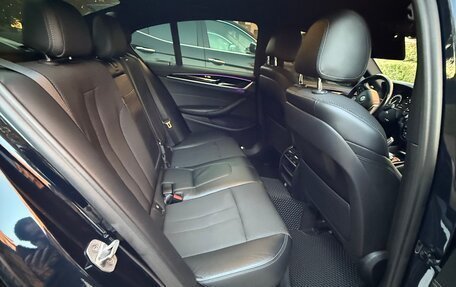 BMW 5 серия, 2018 год, 3 490 000 рублей, 18 фотография