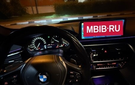 BMW 5 серия, 2018 год, 3 490 000 рублей, 10 фотография