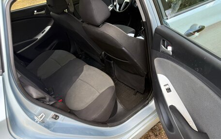 Hyundai Solaris II рестайлинг, 2011 год, 530 000 рублей, 7 фотография