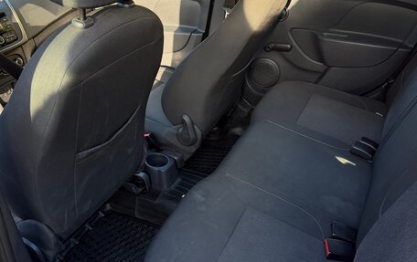 Renault Logan II, 2018 год, 1 100 000 рублей, 6 фотография