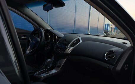 Chevrolet Cruze II, 2013 год, 780 000 рублей, 8 фотография