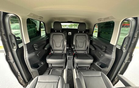 Mercedes-Benz V-Класс, 2022 год, 7 850 000 рублей, 12 фотография