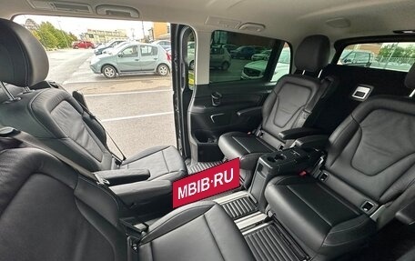 Mercedes-Benz V-Класс, 2022 год, 7 850 000 рублей, 11 фотография
