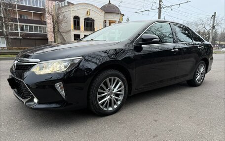 Toyota Camry, 2017 год, 2 550 000 рублей, 1 фотография