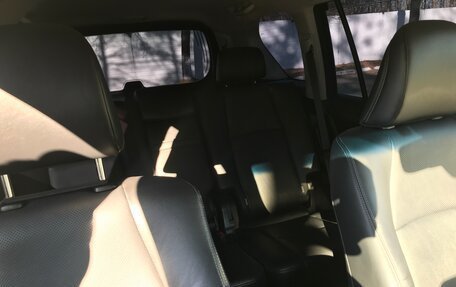Toyota Land Cruiser Prado 150 рестайлинг 2, 2018 год, 4 240 000 рублей, 9 фотография