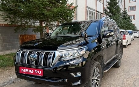Toyota Land Cruiser Prado 150 рестайлинг 2, 2018 год, 4 240 000 рублей, 5 фотография