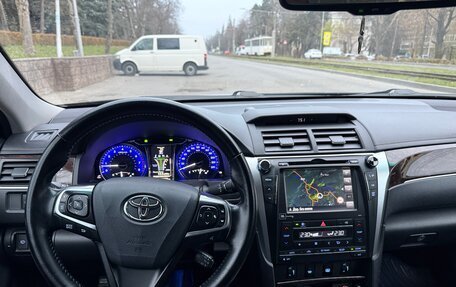 Toyota Camry, 2017 год, 2 550 000 рублей, 15 фотография
