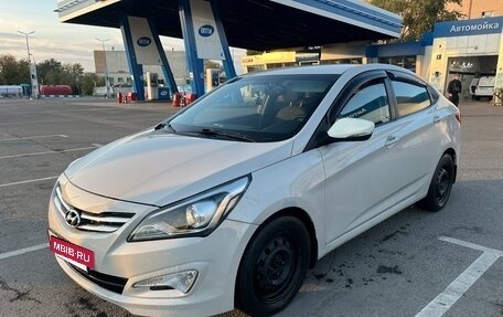 Hyundai Solaris II рестайлинг, 2016 год, 685 000 рублей, 3 фотография