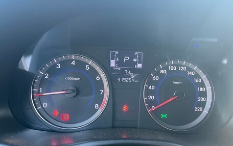 Hyundai Solaris II рестайлинг, 2016 год, 685 000 рублей, 8 фотография